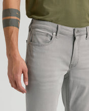 Load image into Gallery viewer, Men’s Straight Comfort Stretch Jeans
