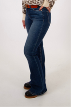 Load image into Gallery viewer, Kan Can High Rise Flare Jeans