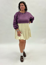 Load image into Gallery viewer, Contrast Quilted Knit Pleated Dress