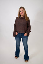 Load image into Gallery viewer, Two Tone Turtleneck Sweater | Wine