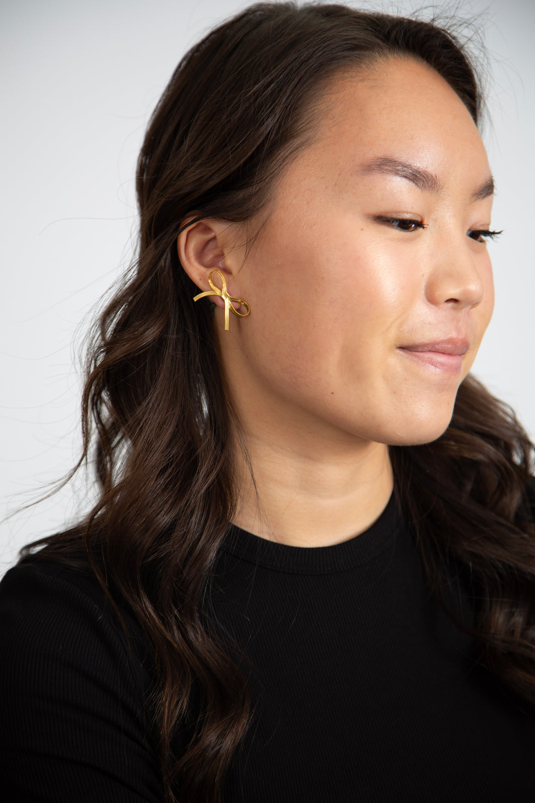 Lily Bow Stud - Mini