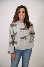 Load image into Gallery viewer, Leopard Knit Crewneck Sweater