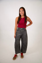 Load image into Gallery viewer, Etched Inseam Barrel Jeans
