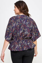 Load image into Gallery viewer, Curvy Floral Print Peplum Top | Navy