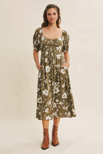 Load image into Gallery viewer, Floral Sweetheart Neck Midi Dress