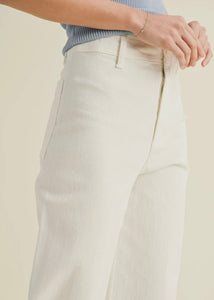 Wide Leg Raw Hem Jeans