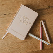 Load image into Gallery viewer, Mom&#39;s One Line A Day Leather Journal