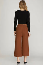 Load image into Gallery viewer, Capri Knit Pants