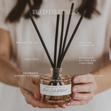 Load image into Gallery viewer, Warm &amp; Cozy Reed Diffuser