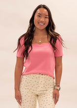 Load image into Gallery viewer, Scallop Ribbed Knit Top