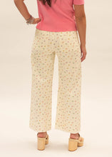 Load image into Gallery viewer, Mid Rise Printed Wide Leg Pant