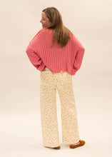 Load image into Gallery viewer, Boatneck Distressed Sweater | Pink