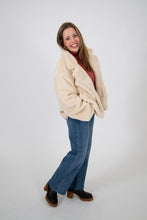 Load image into Gallery viewer, Faux Fur Collared Jacket