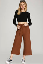 Load image into Gallery viewer, Capri Knit Pants