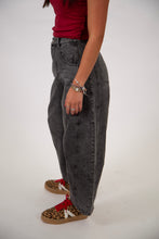 Load image into Gallery viewer, Etched Inseam Barrel Jeans