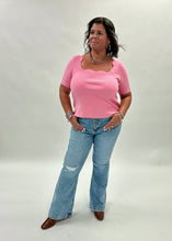 Load image into Gallery viewer, Scallop Ribbed Knit Top