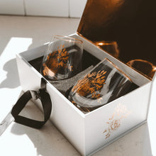 Load image into Gallery viewer, Delft Stemless Wine Glass Set
