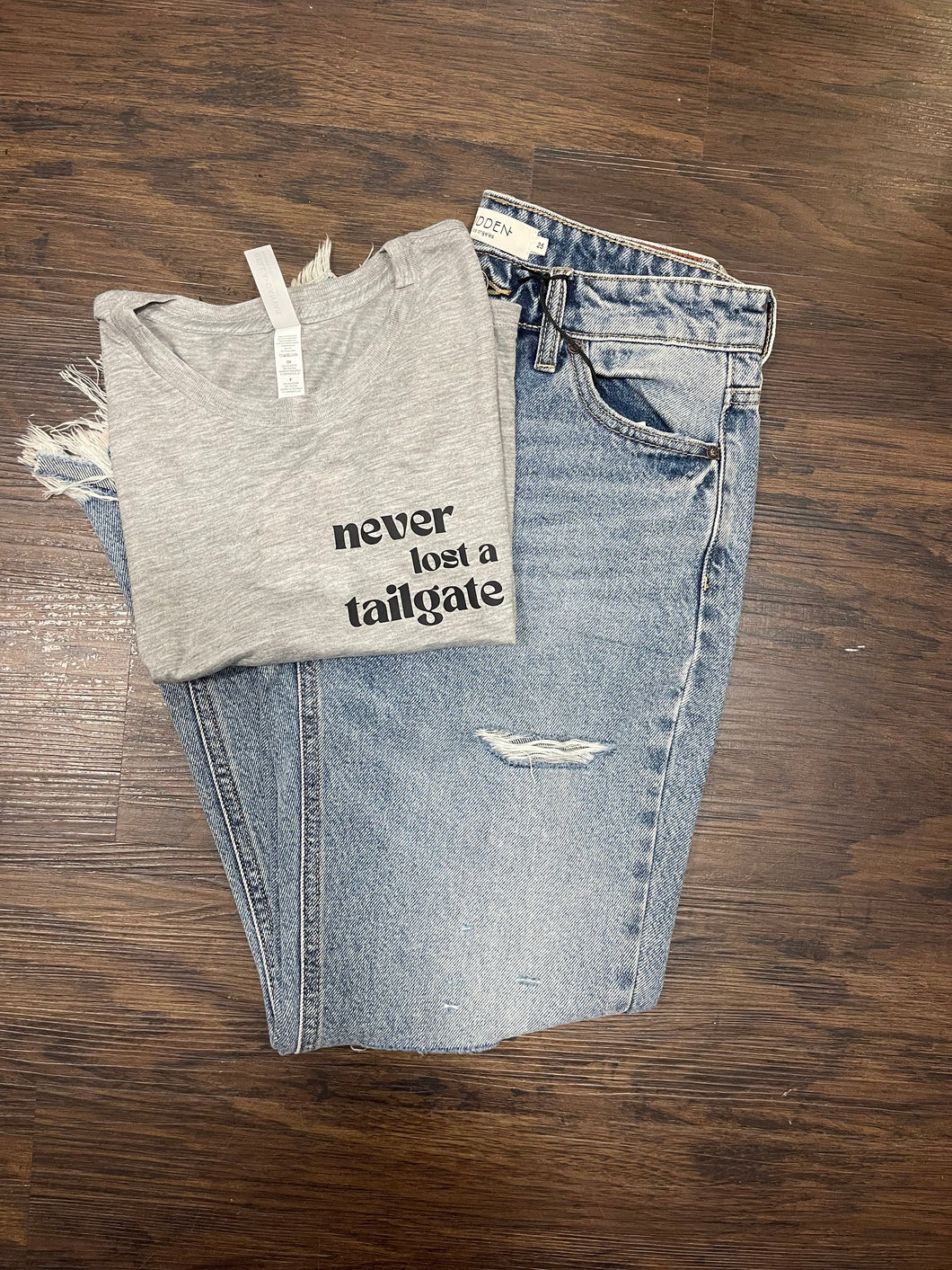 Never Lost a Tailgate Cropped Tee