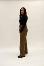 Load image into Gallery viewer, Ribbed V-neck Long Sleeve Bodysuit | Black