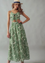 Load image into Gallery viewer, Tiered Leaf Print Skirt