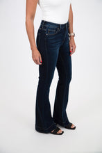 Load image into Gallery viewer, Kan Can High Rise Flare Jeans