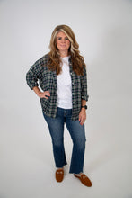 Load image into Gallery viewer, Curvy Button Down Plaid Shirt