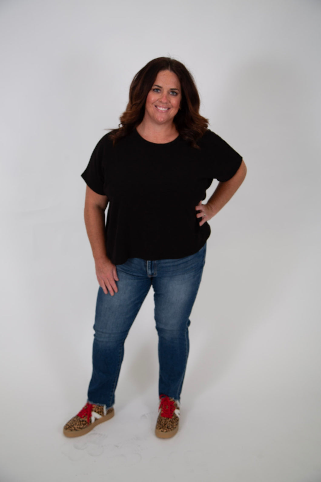 Curvy Rolled Sleeve T-shirt | Black