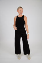 Load image into Gallery viewer, Capri Knit Pants