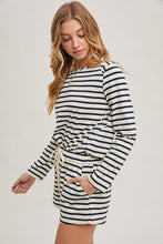 Load image into Gallery viewer, Stripe Knit Shorts Set