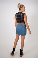 Load image into Gallery viewer, Fleece Plaid Button-Down Vest