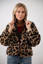 Load image into Gallery viewer, Leopard Sherpa Jacket