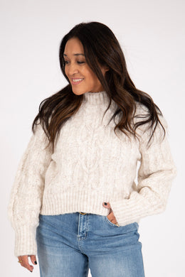 Brush Cable Knit Cropped Sweater (Oatmeal)