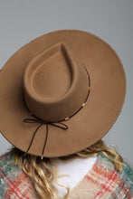 Load image into Gallery viewer, Suede Tie Panama Hat (Pecan)