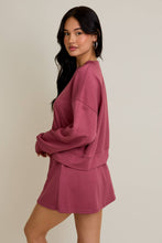 Load image into Gallery viewer, Drop Shoulder Sweatshirt