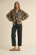 Load image into Gallery viewer, Leopard Sherpa Jacket